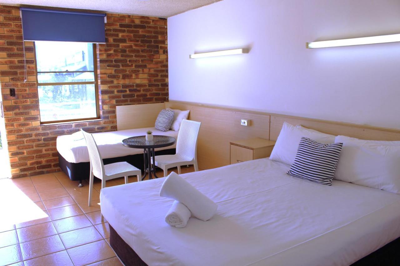Camden Motor Inn Mermaid Beach Dış mekan fotoğraf