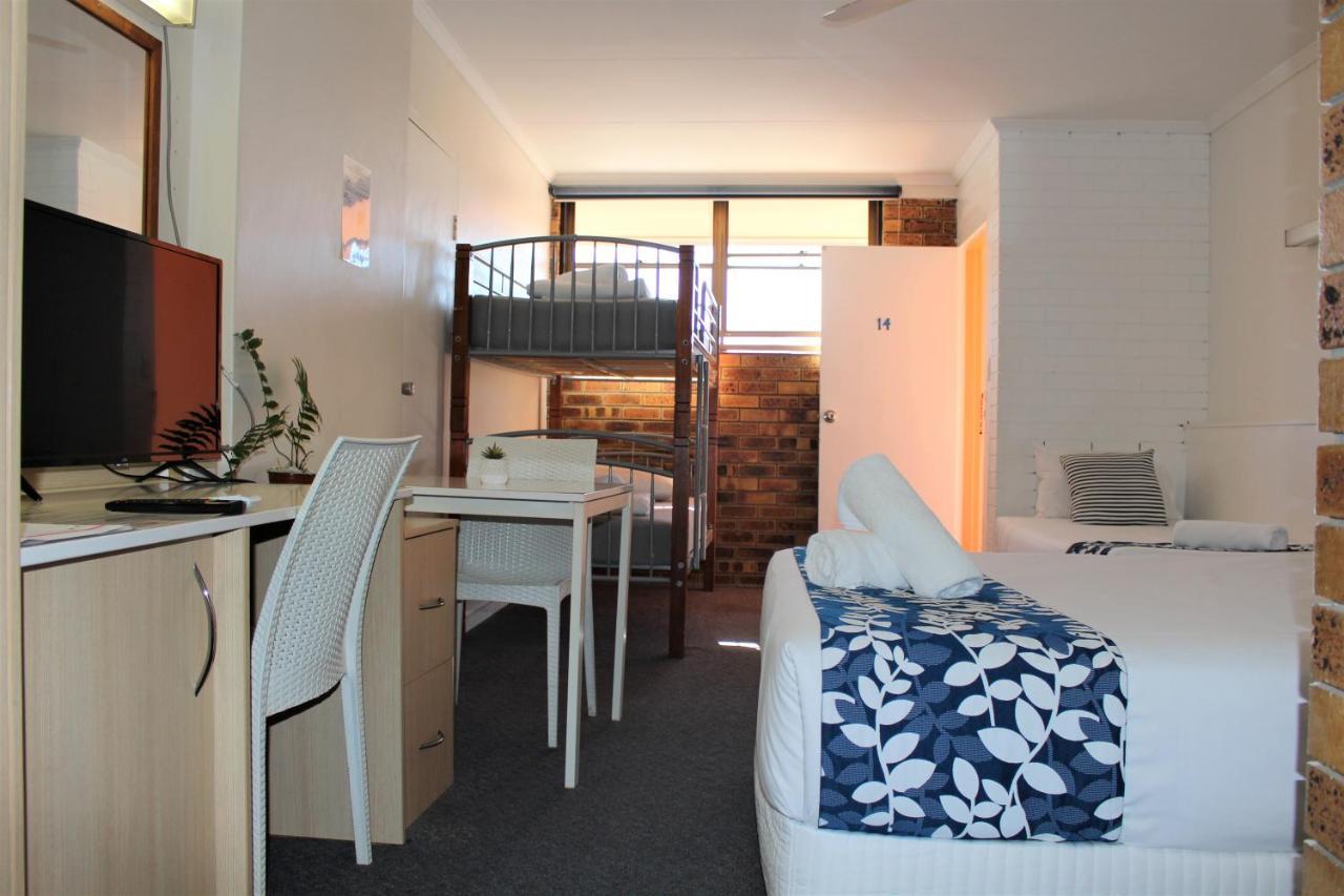 Camden Motor Inn Mermaid Beach Dış mekan fotoğraf
