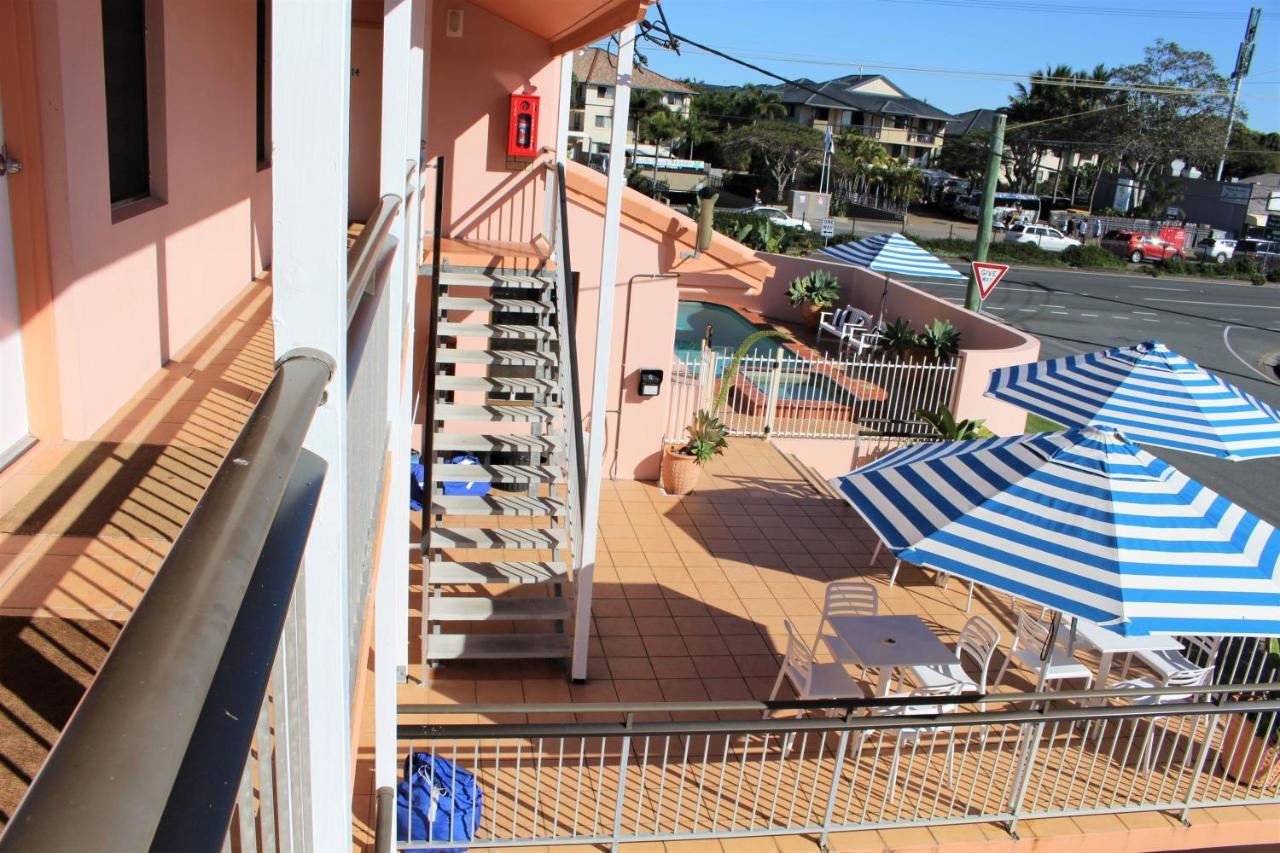 Camden Motor Inn Mermaid Beach Dış mekan fotoğraf