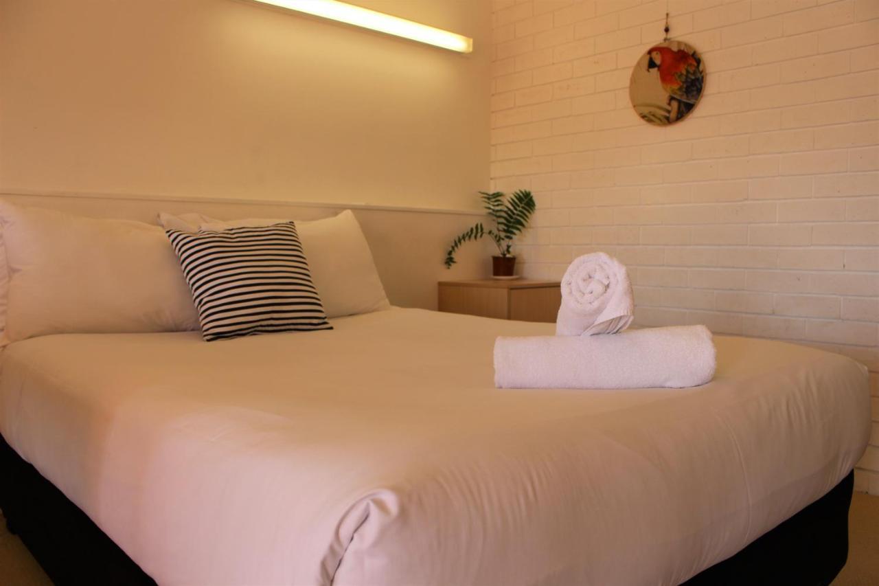 Camden Motor Inn Mermaid Beach Dış mekan fotoğraf