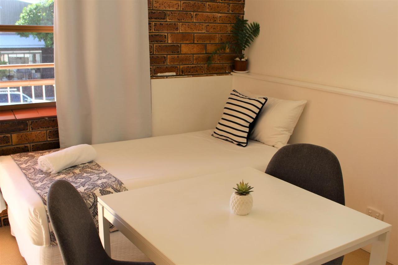 Camden Motor Inn Mermaid Beach Dış mekan fotoğraf