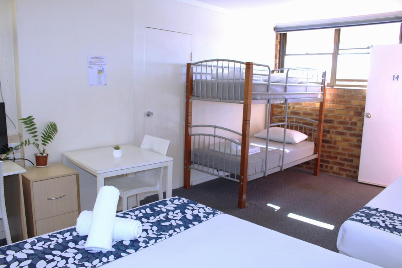 Camden Motor Inn Mermaid Beach Dış mekan fotoğraf