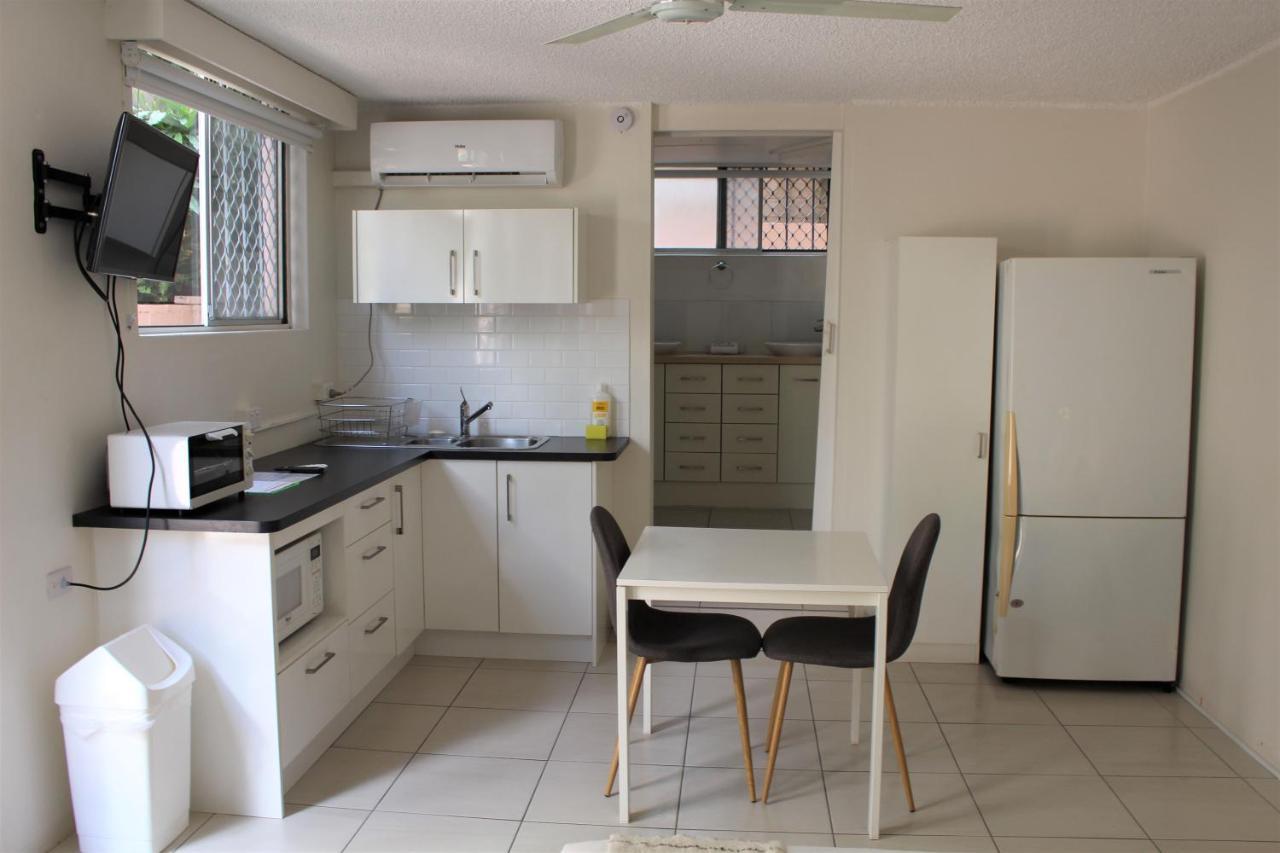 Camden Motor Inn Mermaid Beach Dış mekan fotoğraf