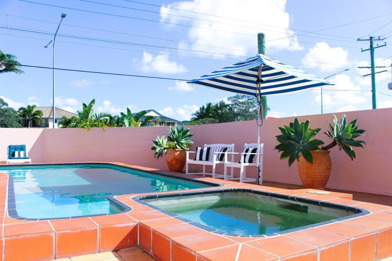 Camden Motor Inn Mermaid Beach Dış mekan fotoğraf